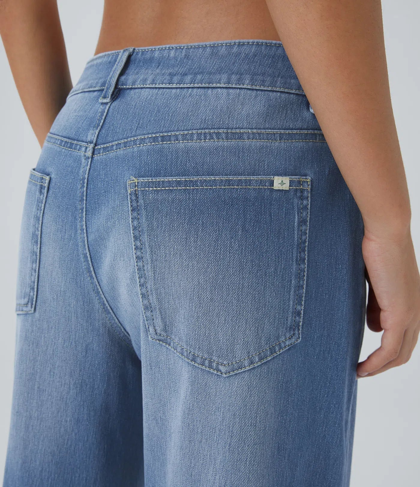 Linda | Comfortabele Jeans Met Handige Ritszakken &amp; Losvallende Elegante Pijpen