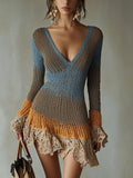 Robe courte multicolore en maille avec bordure à volants en dentelle 