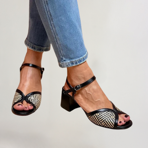 VIVIAN™ | Elegant sandals with woven pattern and block heel