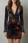 Solenza – Plongeon dentelle baroque – Mini-robe en velours