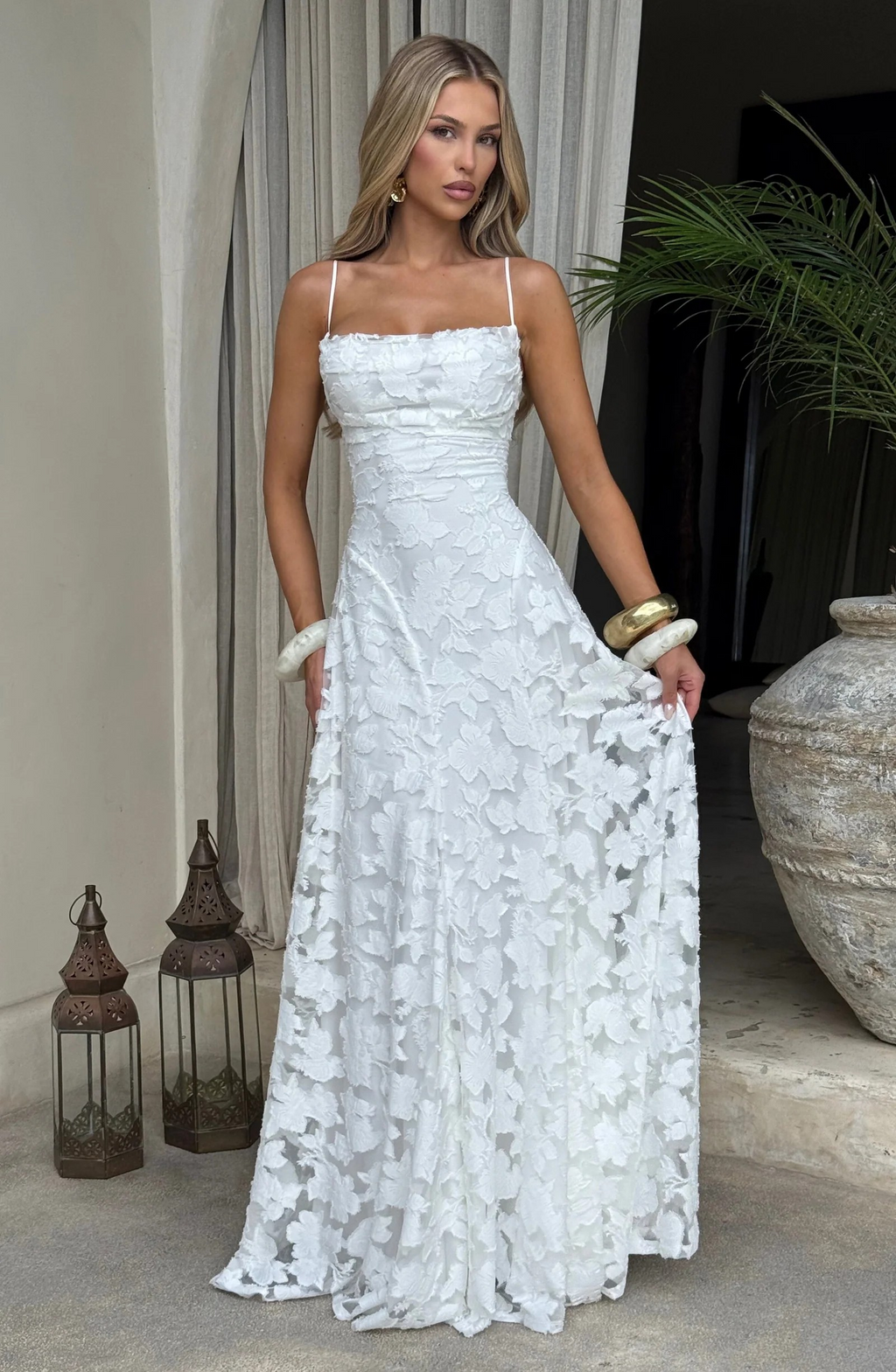 Isabella | Maxi dress with flower structure