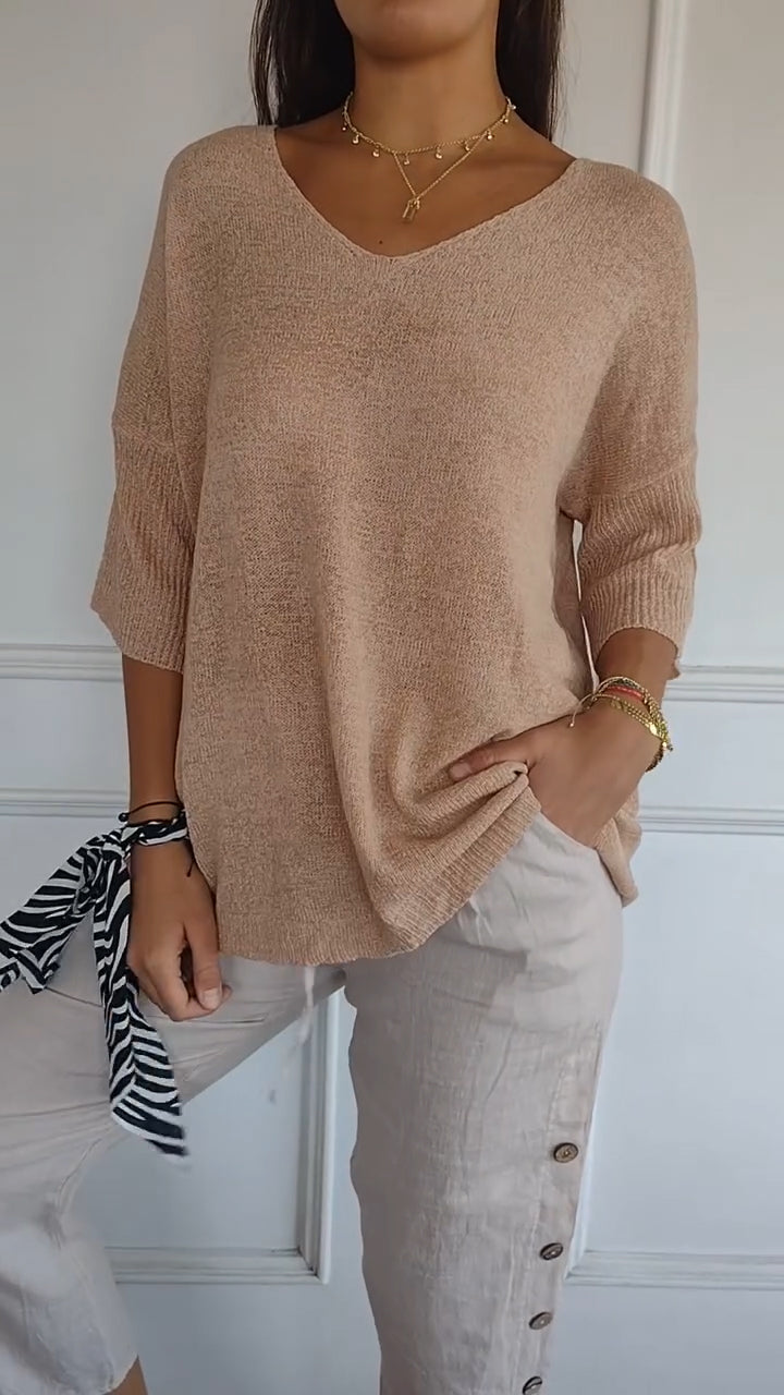Anna | Knitted top with V-neck