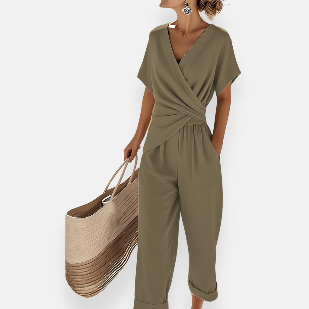 Hayden Lyra | Tenue à nœud drapé