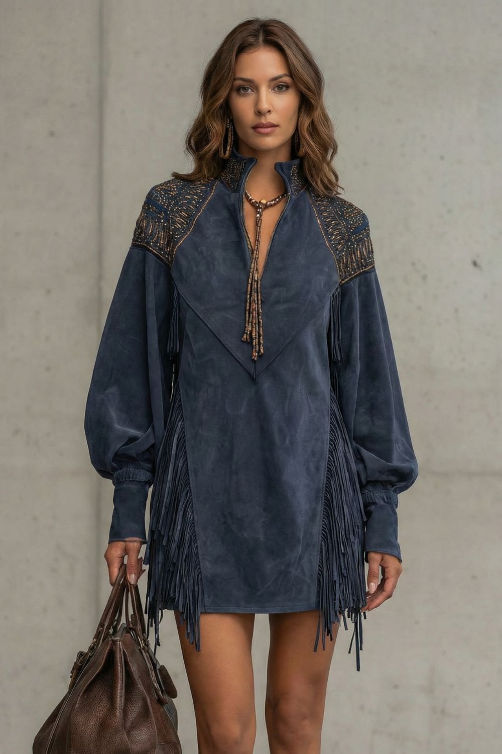 Robe tunique courte Calvetta – Détail de franges brodées
