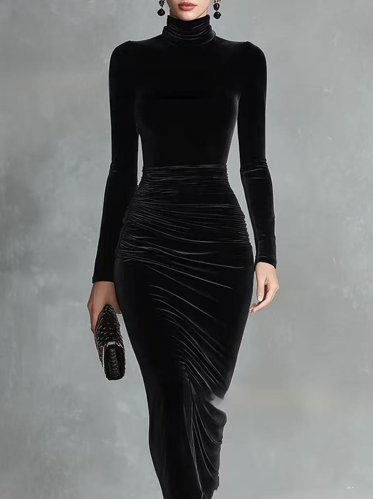 Sophia | Robe cintrée en velours noir