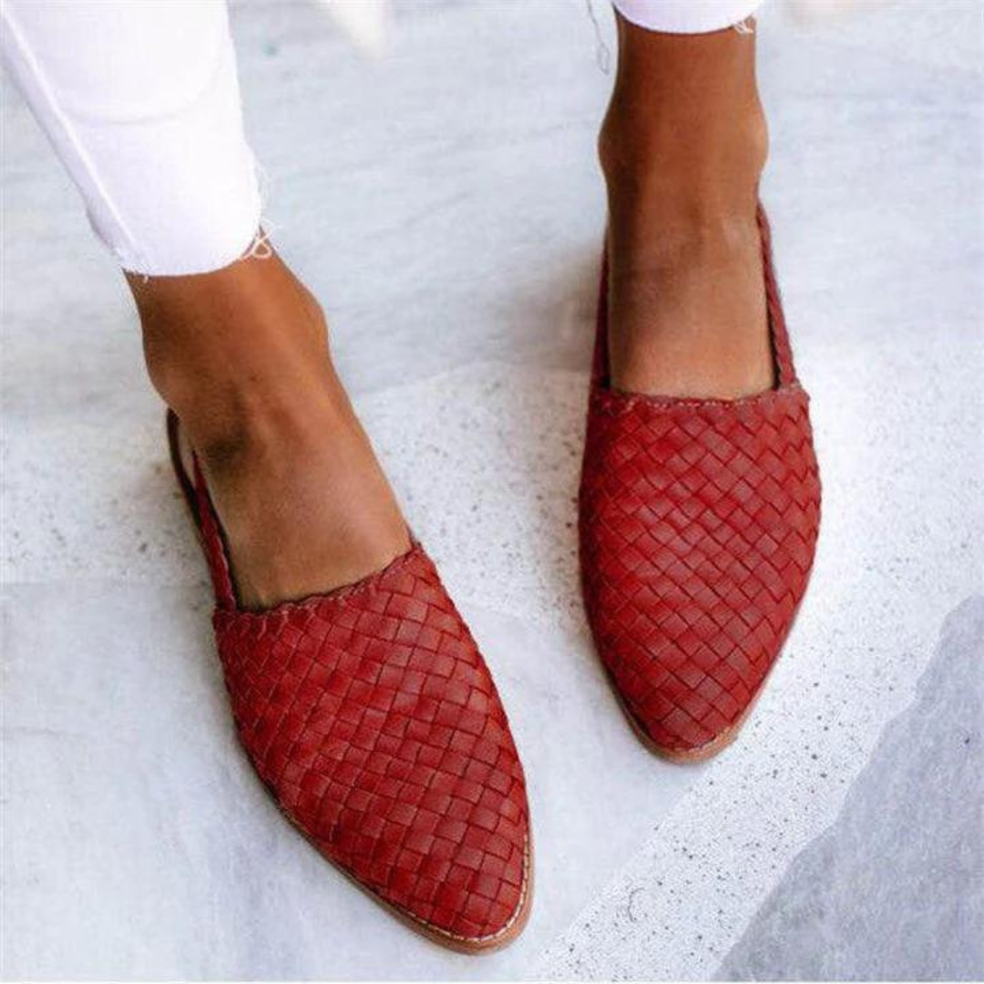 HONORIA™ | Elegant woven slingback ballerinas for a timeless look