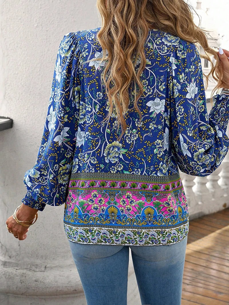 Arya™ | Elegant floral blouse with pleated cuffs