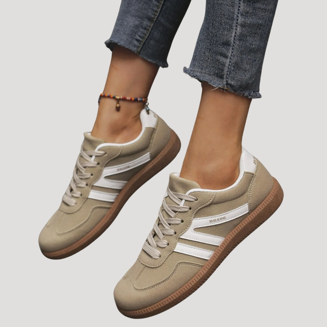 Baskets décontractées à lacets pour femmes avec détails à rayures