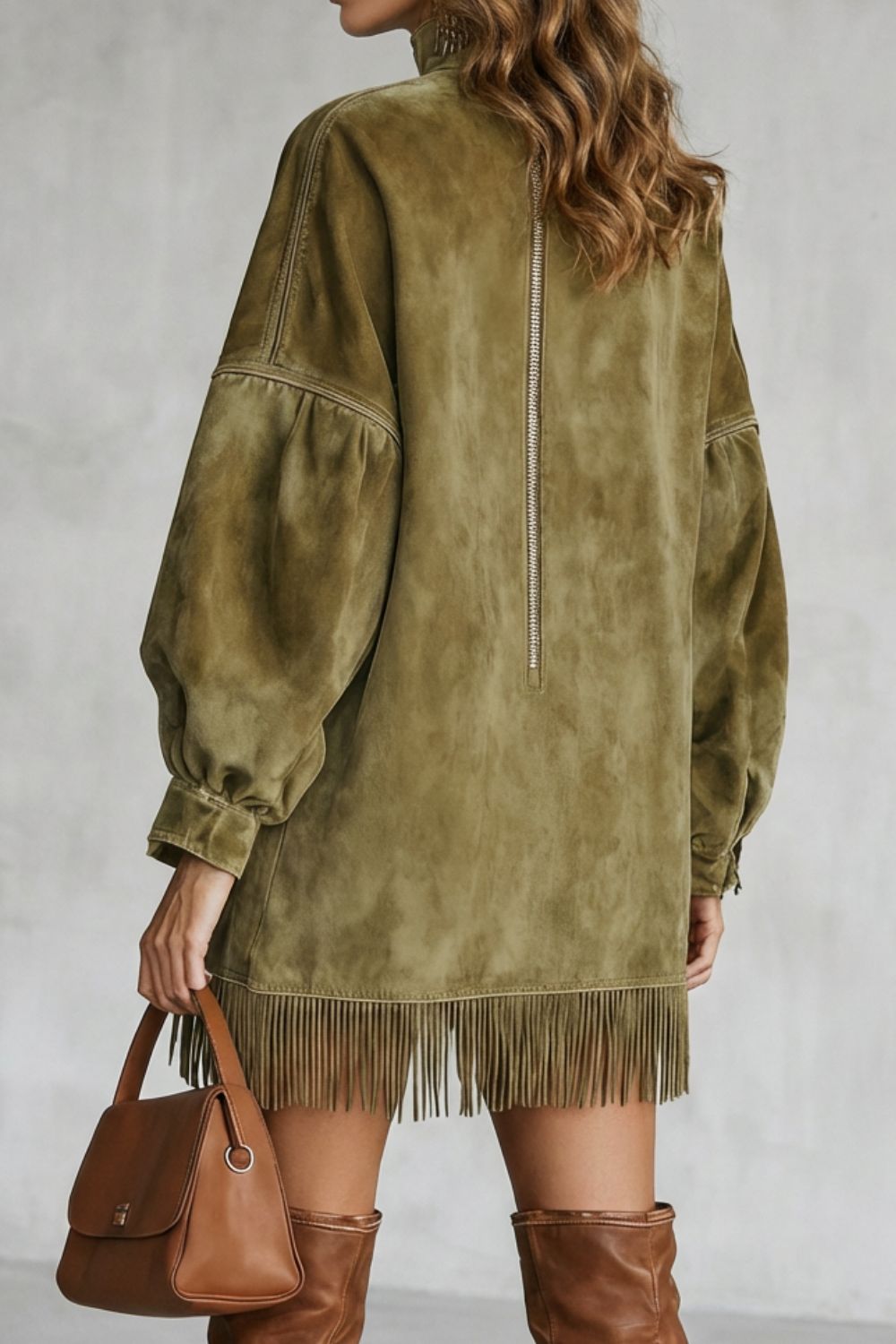 Robe courte Viretta à col roulé et franges en daim