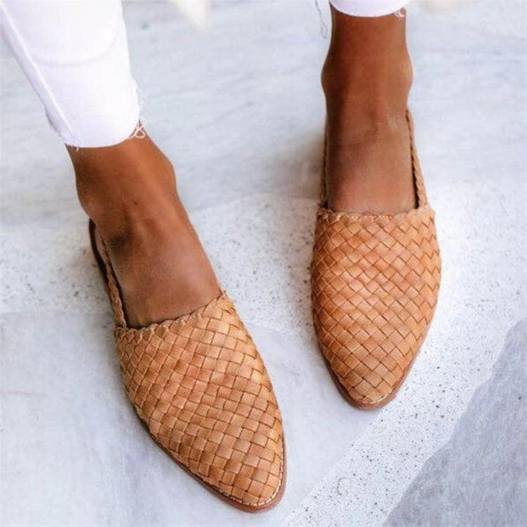 HONORIA™ | Elegant woven slingback ballerinas for a timeless look