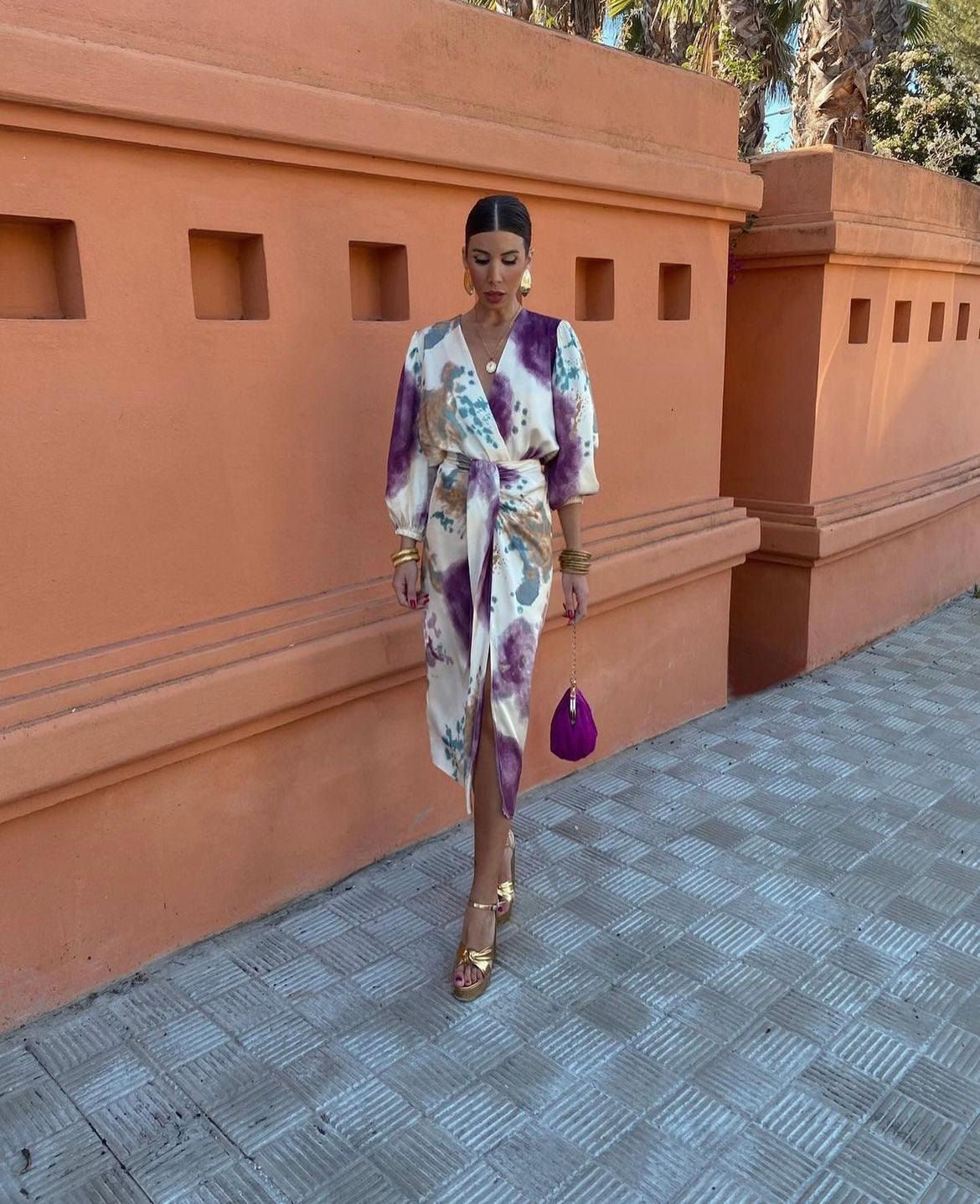 Davina™ | Elegant Maxi Dress with V-Neck and Slit 