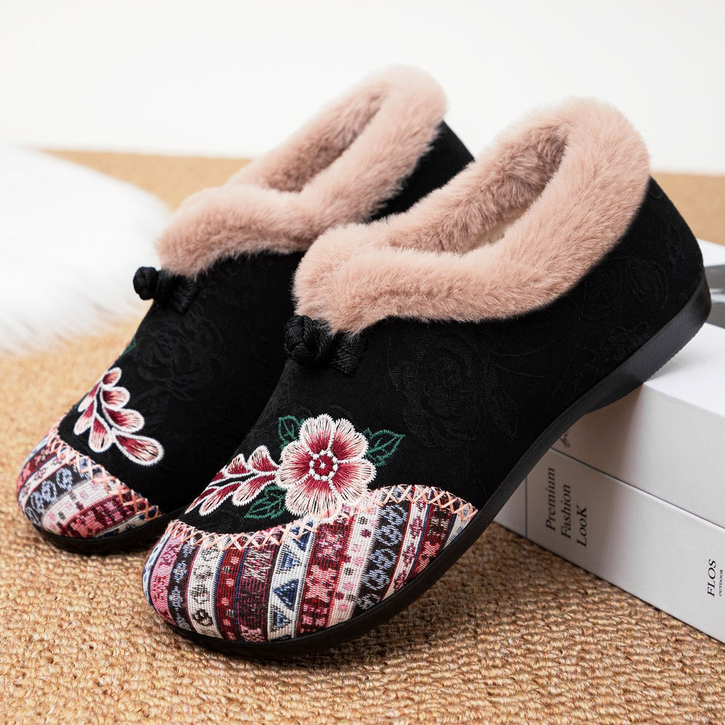 Fleurine | Chaussures confortables à broderies florales et doublure en peluche