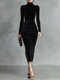 Sophia | Robe cintrée en velours noir