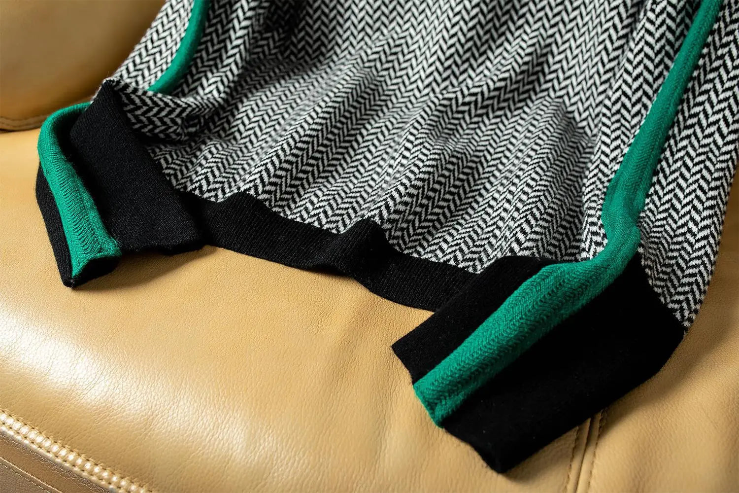 Marzena | Stylish, striped sweatshirt