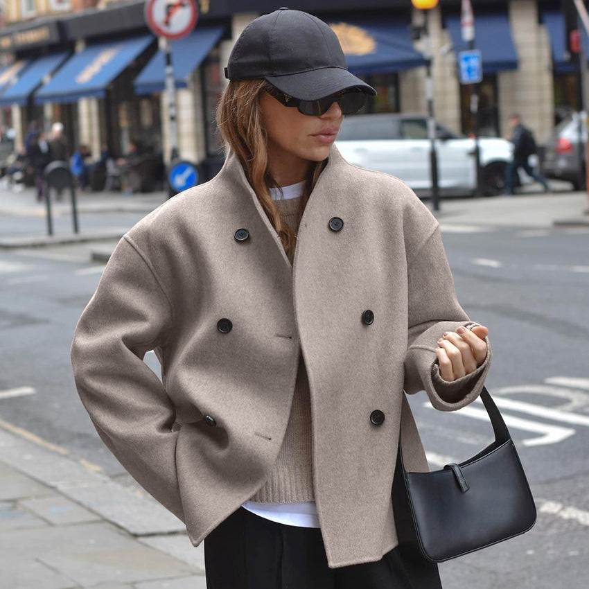 ZUZANA | Wool coat with V-neck