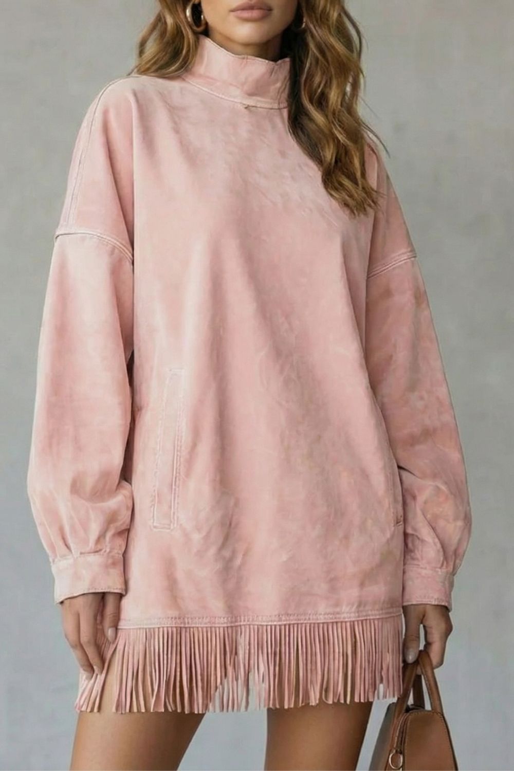Robe courte Viretta à col roulé et franges en daim