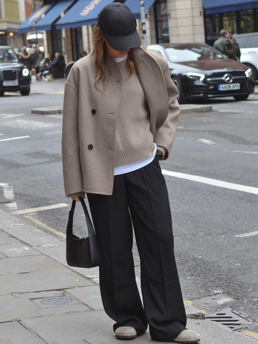ZUZANA | Wool coat with V-neck
