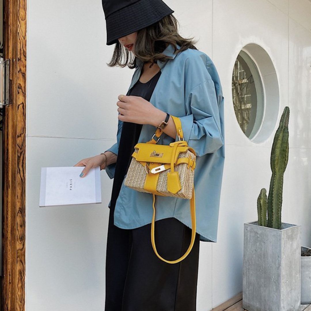 Ivresse Elegant Handbag