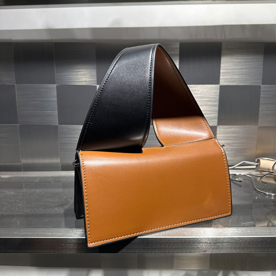 Trésor Secret Handbag