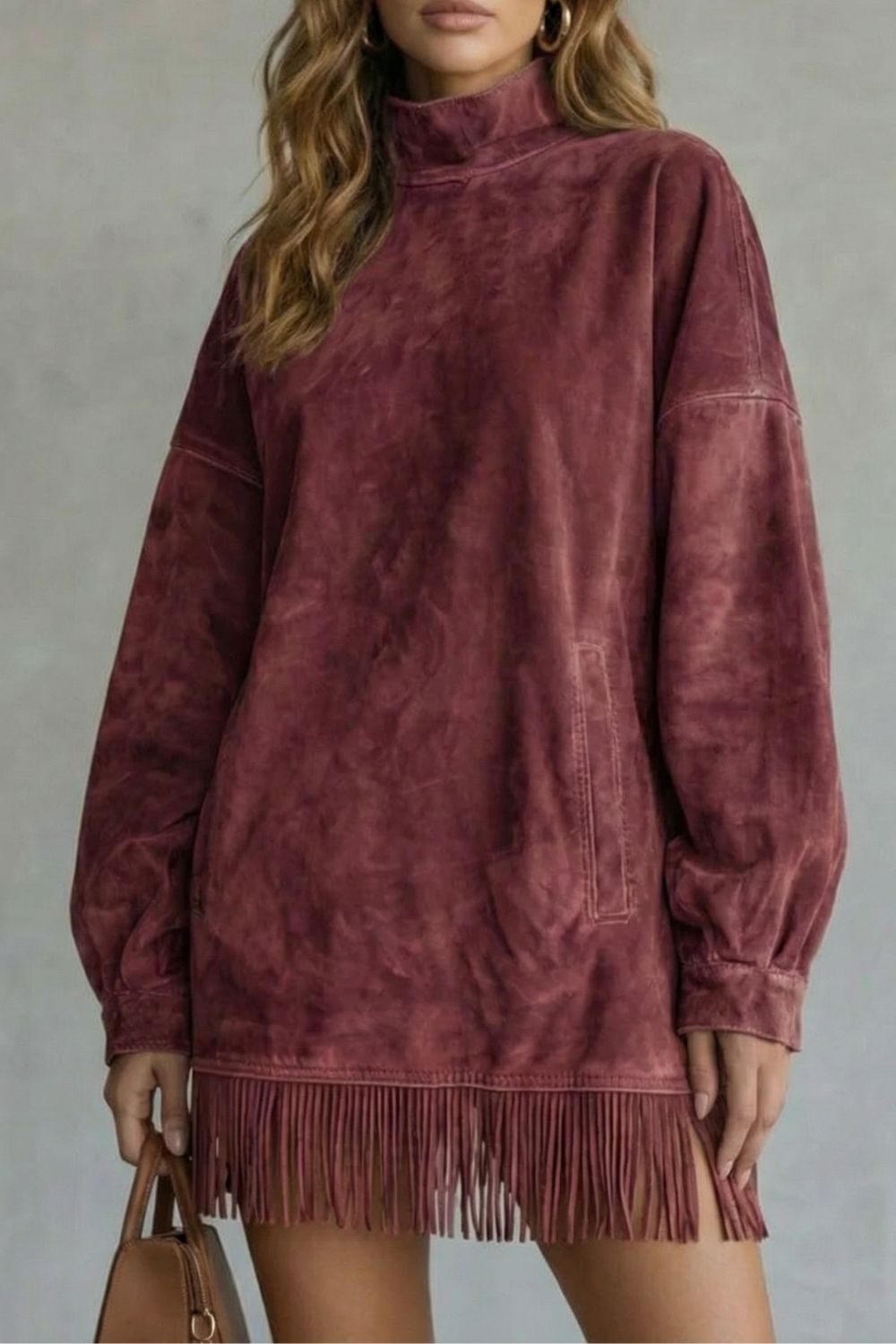 Robe courte Viretta à col roulé et franges en daim