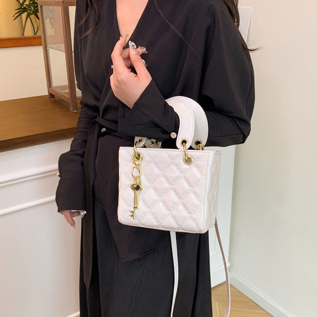 Queen's Ornament Handbag