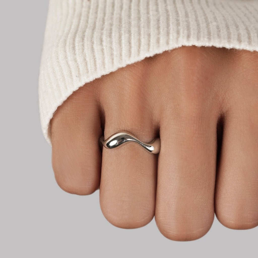 Bague vague argentée