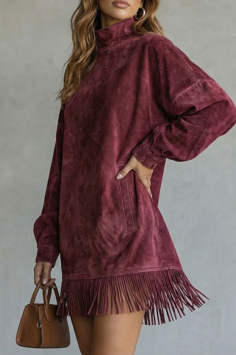 Robe courte Viretta à col roulé et franges en daim