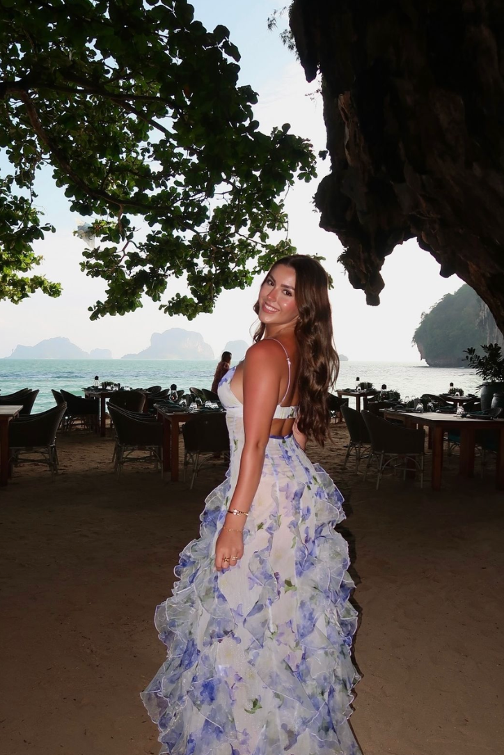 Gloria - Robe longue de plage fendue et ornée de fleurs