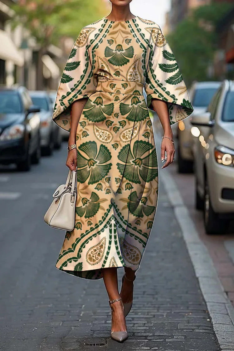 Grace™ | Elegant Round Neck Dress