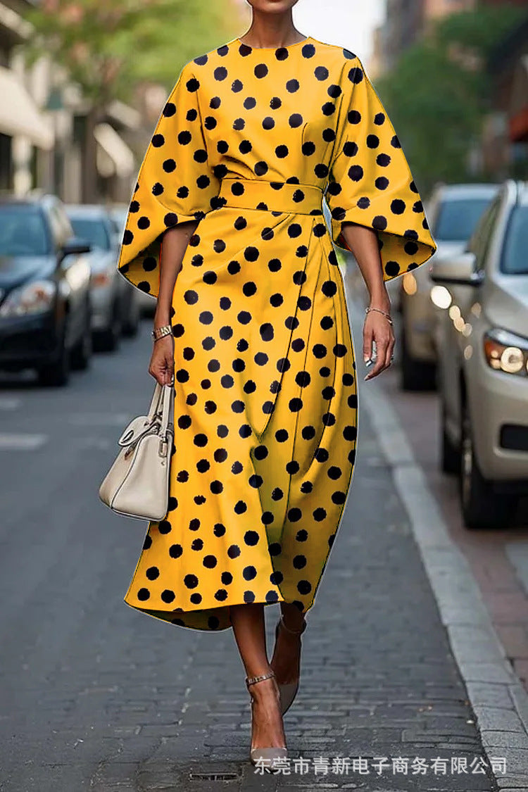 Grace™ | Elegant Round Neck Dress