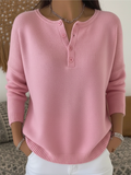 Clara | Pull en maille légère avec détails de boutons délicats