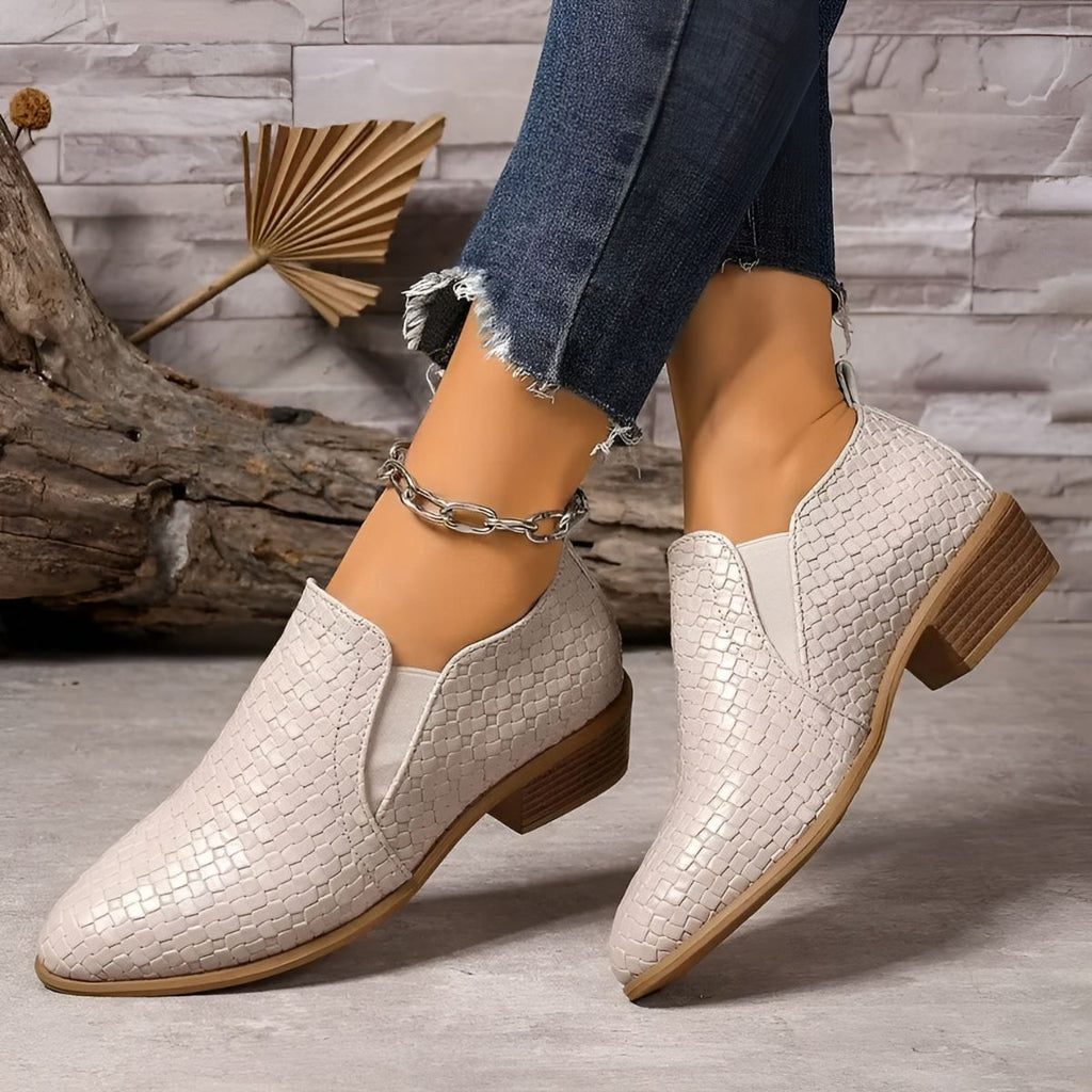 ALEXIA™ – Elegant and comfortable oxford shoes 