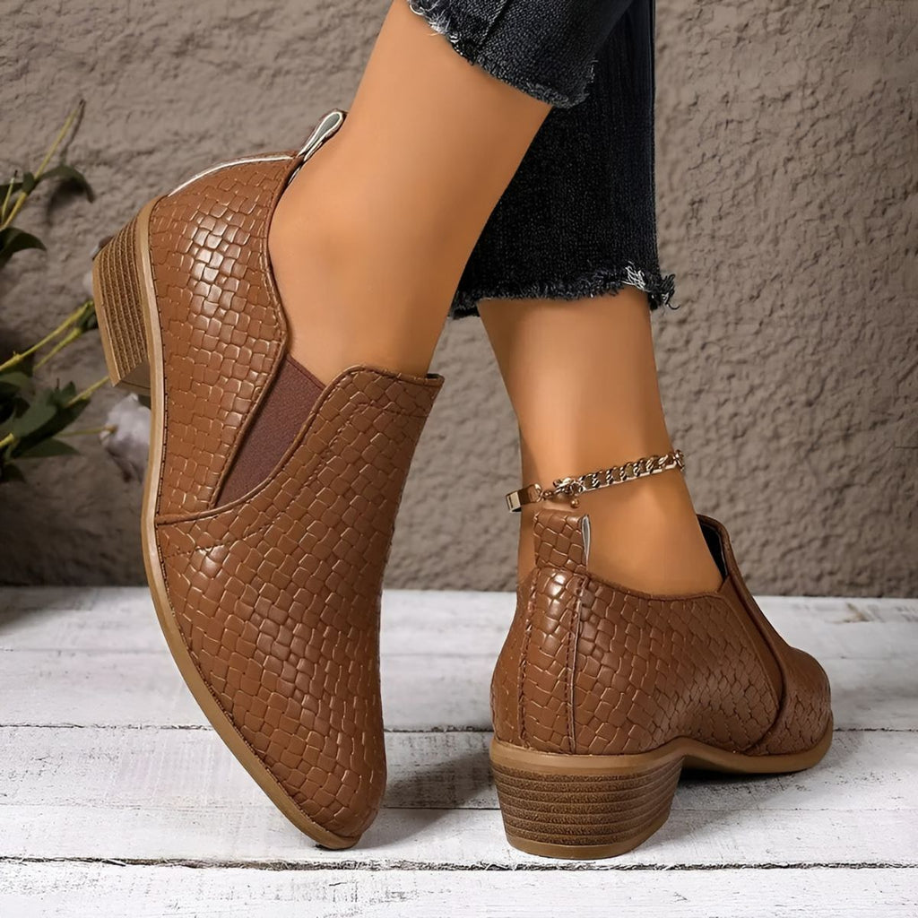 ALEXIA™ – Elegant and comfortable oxford shoes 