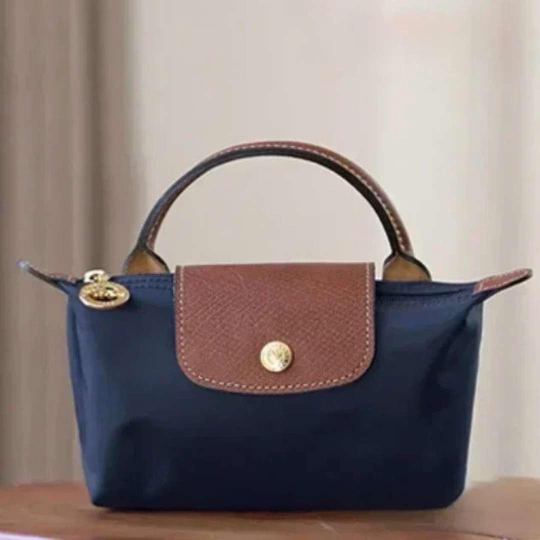 Mini sac en cuir au design signature 