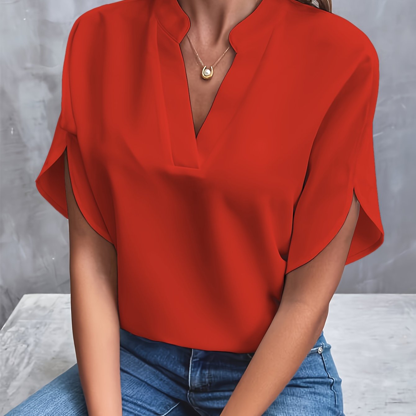 Mieke™ | Solid V-neck blouse