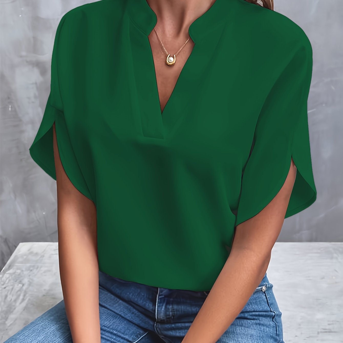 Mieke™ | Solid V-neck blouse