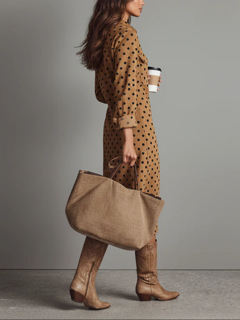 Claudia | Robe midi en similicuir à pois