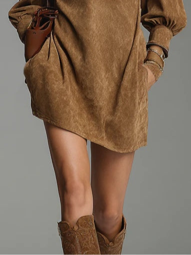 Florence | Robe mini col roulé en daim