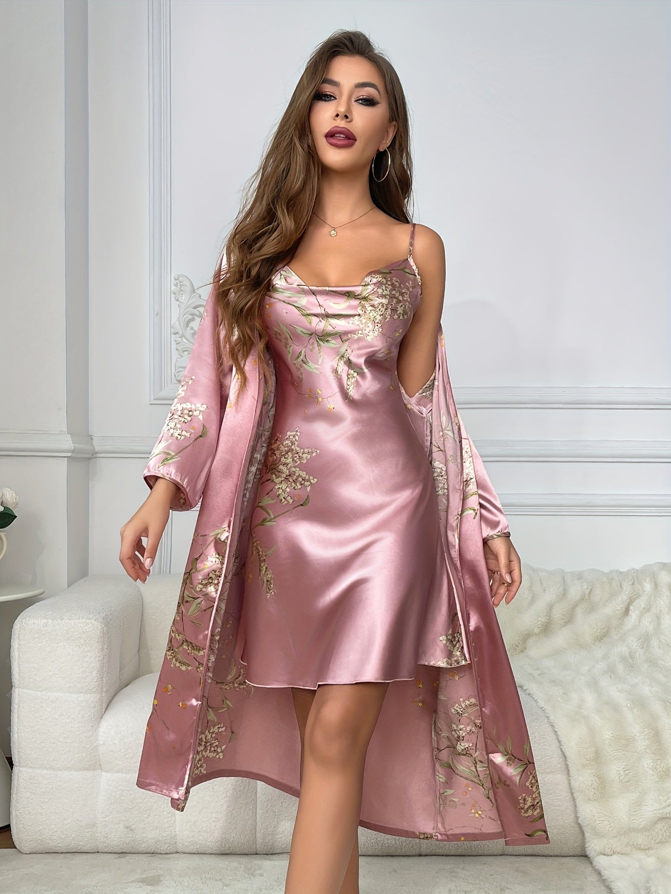 Rosalynn | Ensemble 2 pièces : débardeur et peignoir en satin à motif floral