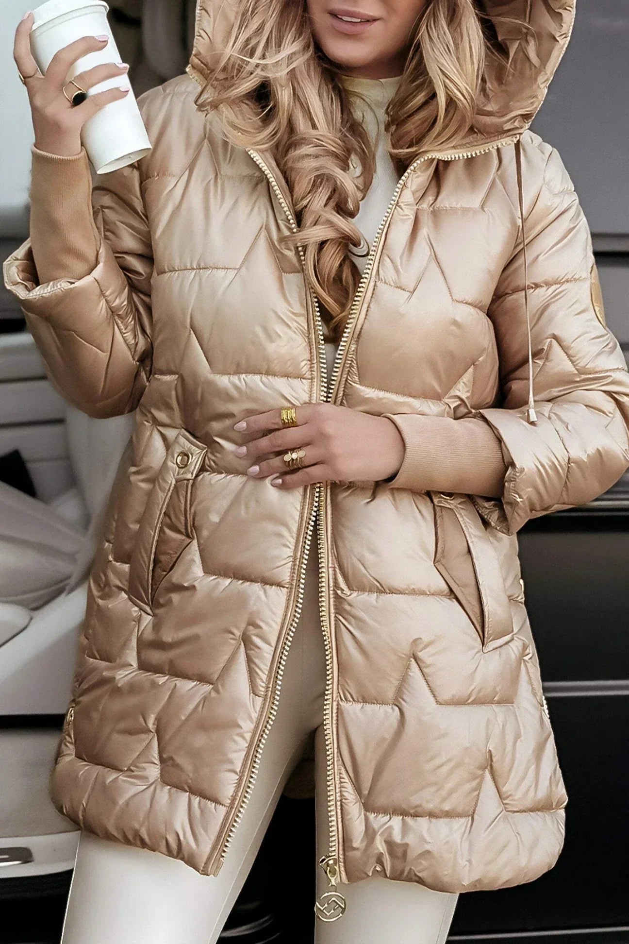 Nolwen™ | Stylish winter coat with hood and lining