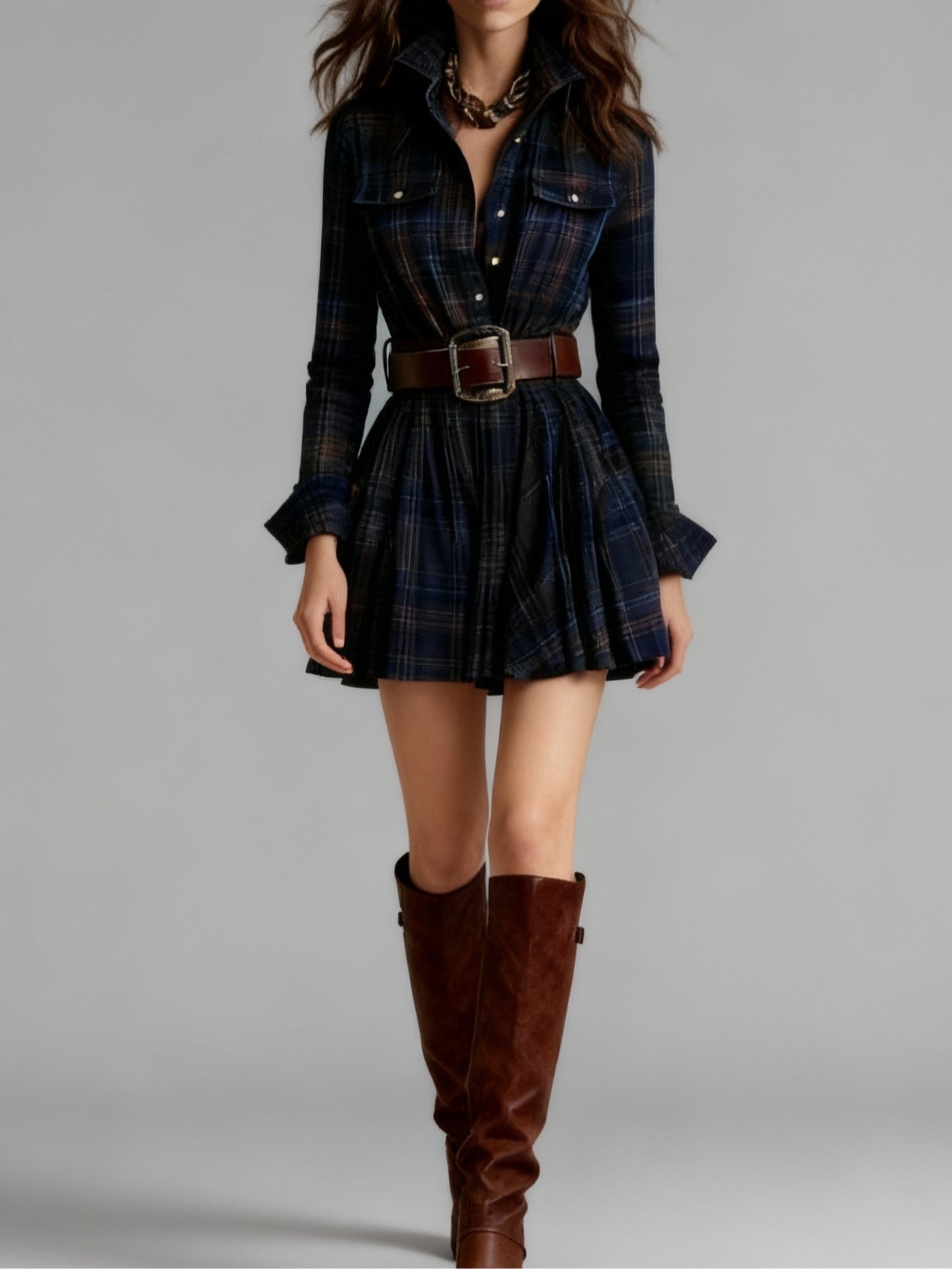 Robe courte vintage à revers, à carreaux rouges et marrons (ceinture incluse)