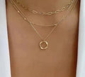 Collier classique doré à plusieurs rangs avec pendentif