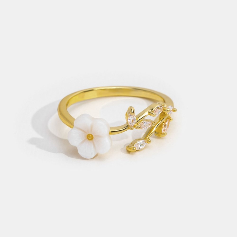 Estela - Bague ornée de fleurs blanches